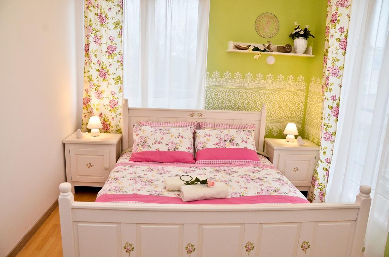 Hajdúszoboszló Romantic Apartman מראה חיצוני תמונה