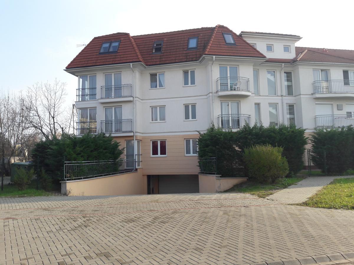 Hajdúszoboszló Romantic Apartman מראה חיצוני תמונה