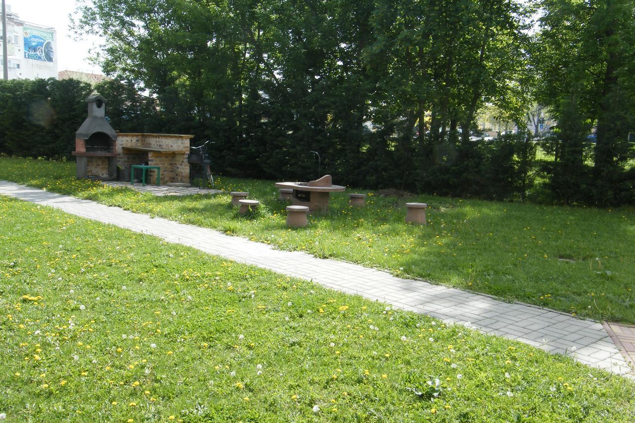 Hajdúszoboszló Romantic Apartman מראה חיצוני תמונה